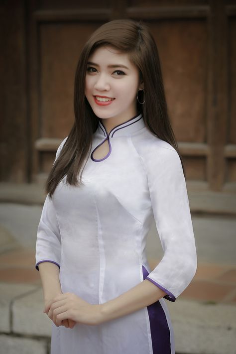 向幸福出發(fā)女主持人