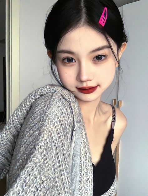 一女二男3p姿勢與圖勢