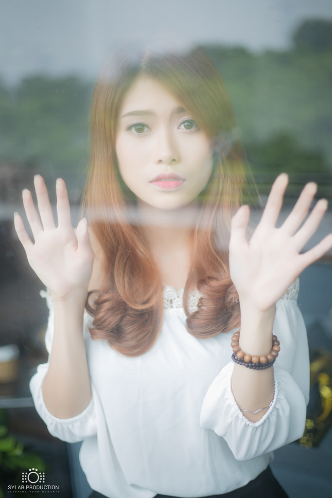 李華彤