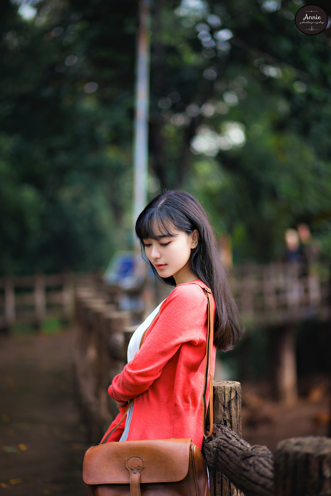三更半夜鬼鬧房