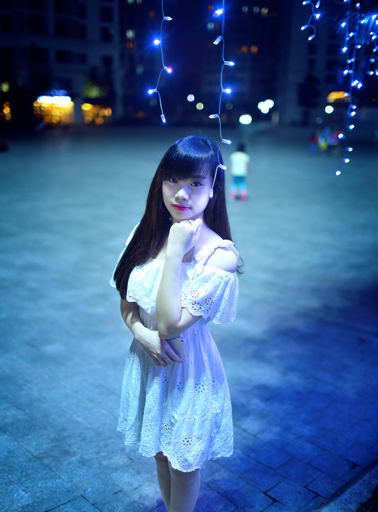 小戳到女人屁股里視頻