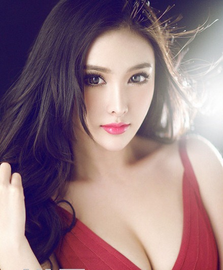 女人與逃犯電影