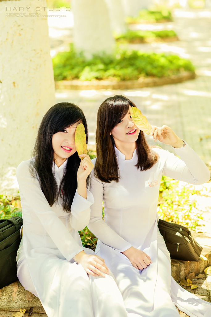 金瓶第1回雙乳被吸