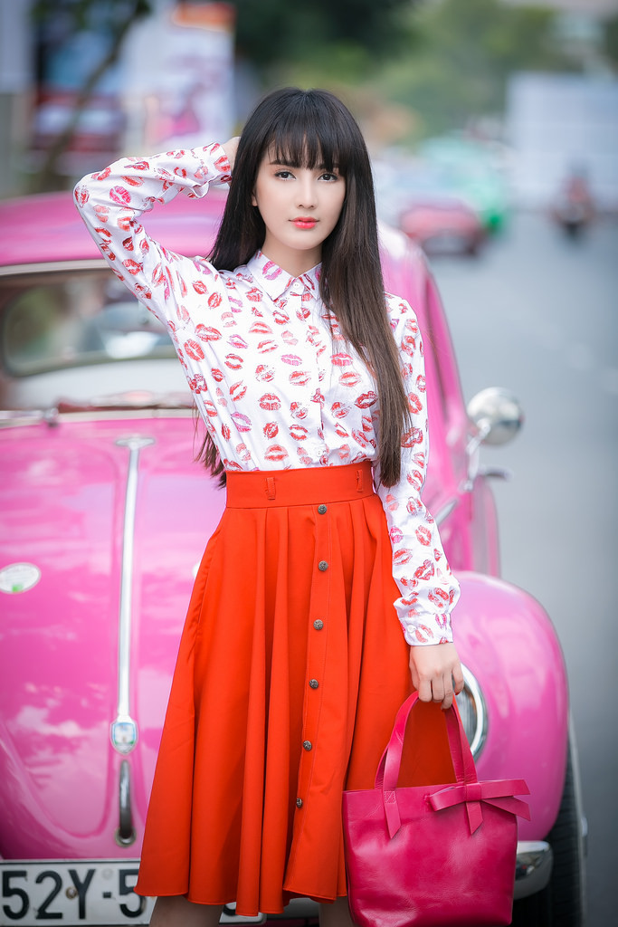 大白天戶外野戰(zhàn)女主播