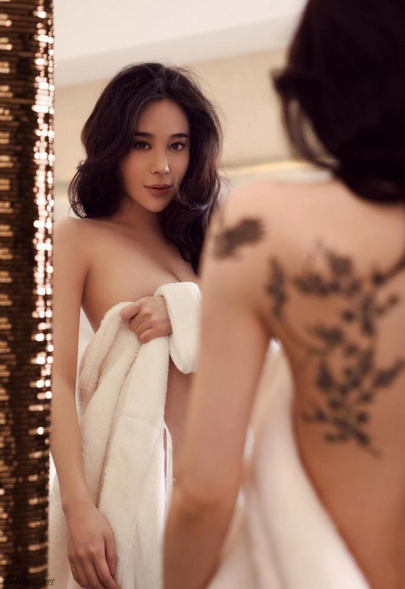 我裸著雙乳你捏