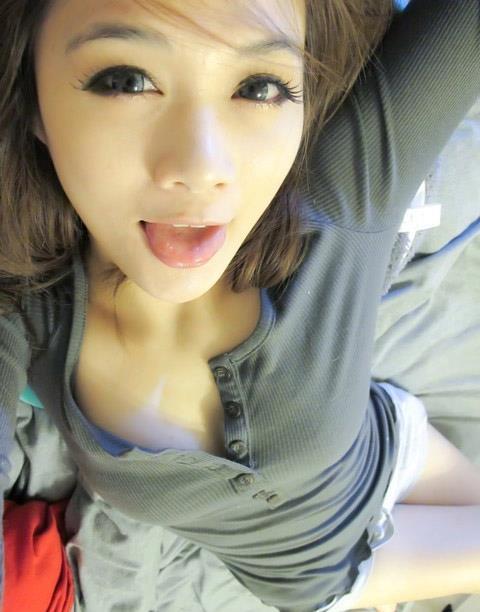 女女舌吻互吃奶摸下邊
