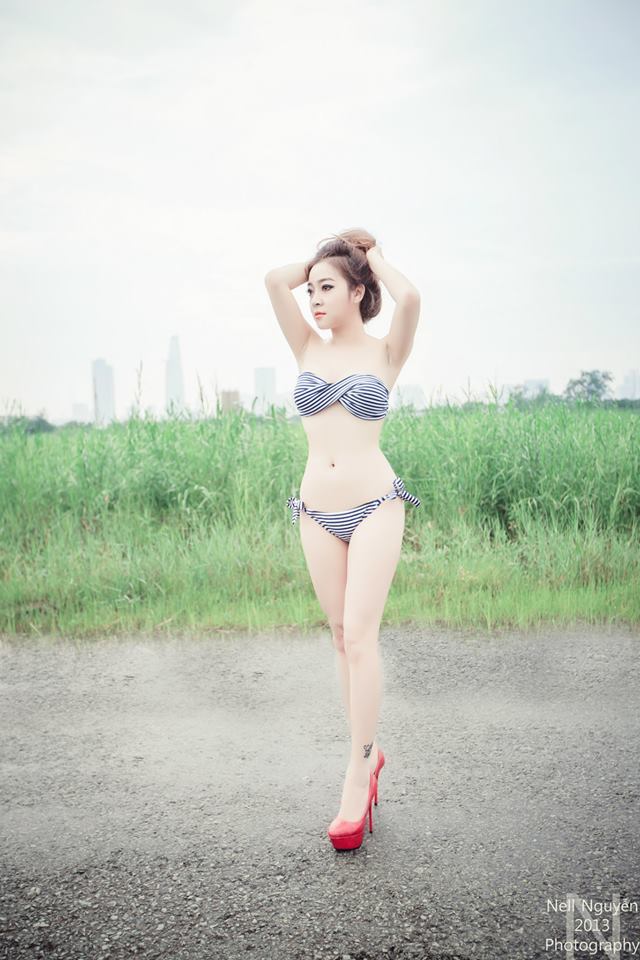 我們?cè)诤谝怪邢鄵黼娨晞≡诰€看