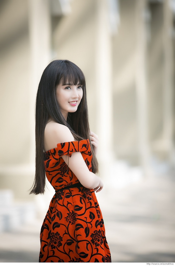 少女人物動(dòng)物全集免費(fèi)觀看高清