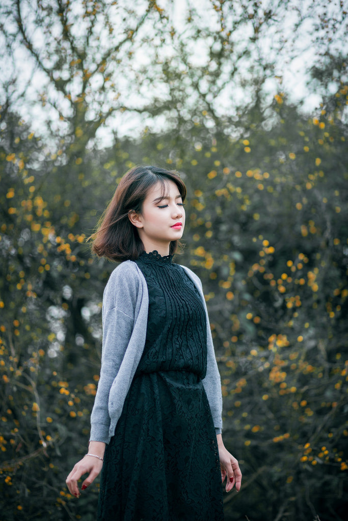 《被丈夫上司調(diào)教墜落的妻子