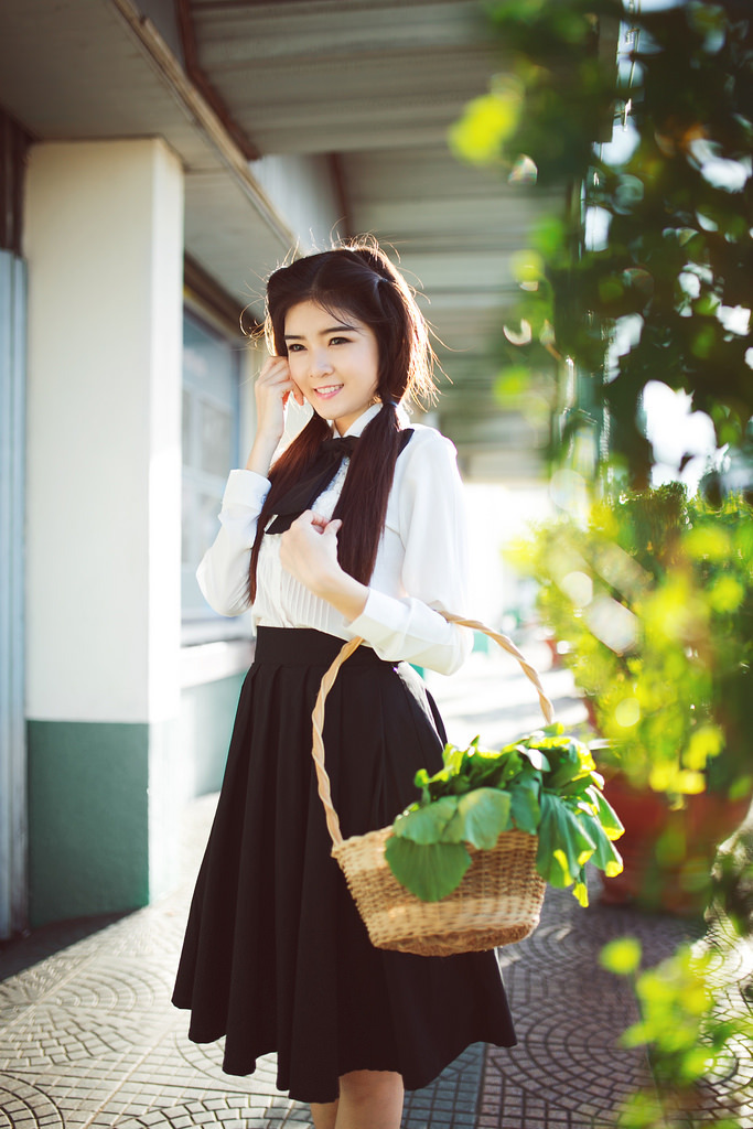 亞洲美女偷拍